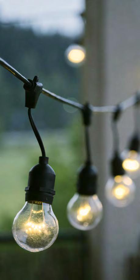 FÖRLÄNGBAR LAMPSLINGA Snygg och mångsidig lampslinga som kan förlängas med upp till fem tilläggsslingor.