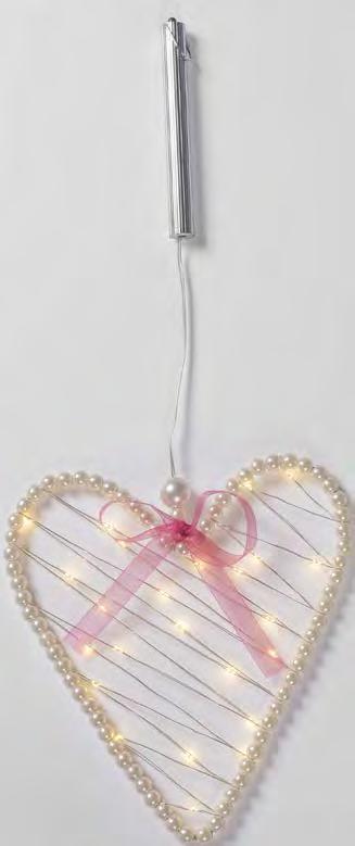 PINK RIBBON WINDOW ANGING A delicate, pearl-decorated heart. Material: metal and plastic. Adorned with a pink ribbon. Batteries included.