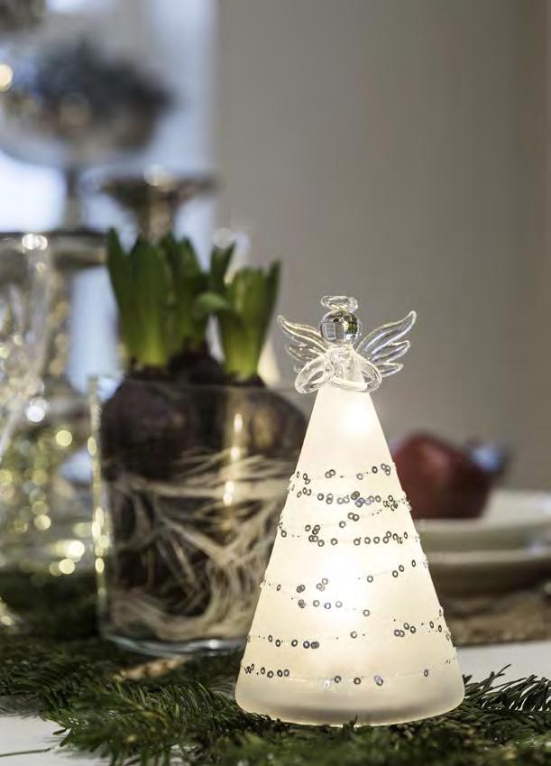 9477964 GLASS ANGEL The glass centrepiece is ideal for Christmas decoration or as a gift, for example.