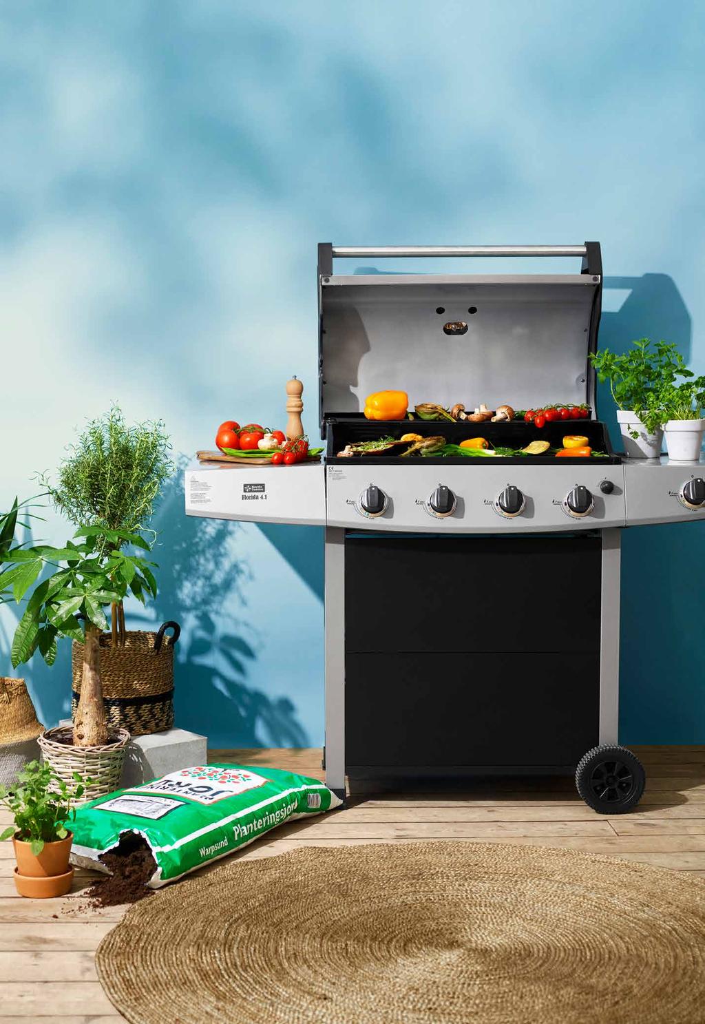 GLÖDHETA PRISER PÅ GRILLAR HELA VECKAN PÅ STORA COOP. GASOLGRILL FLORIDA 4:1 Nordic Season. 4 brännare + 1 sidobrännare. Inbyggd termometer i locket. Grill yta.