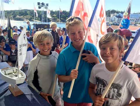 12.30 Tjörn Runt Harbour Race. Första start för radiostyrda båtar vid Udden, StSS klubbhamn. 17.00-20.00 Lilla Tjörn Runt. Race Center öppet på StSS Udde för registrering. 17.30 Tjörn Runt Harbour Race. Prisutdelning vid StSS klubbhus på Udde.