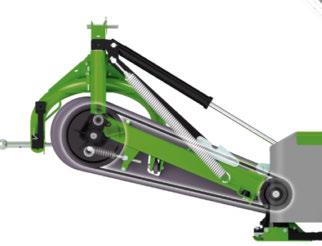 FENDT SLICER (TRUMSLÅTTER): BAKMONTERAD MED MITTUPPHÄNGNING Röjer fältet från sidan.