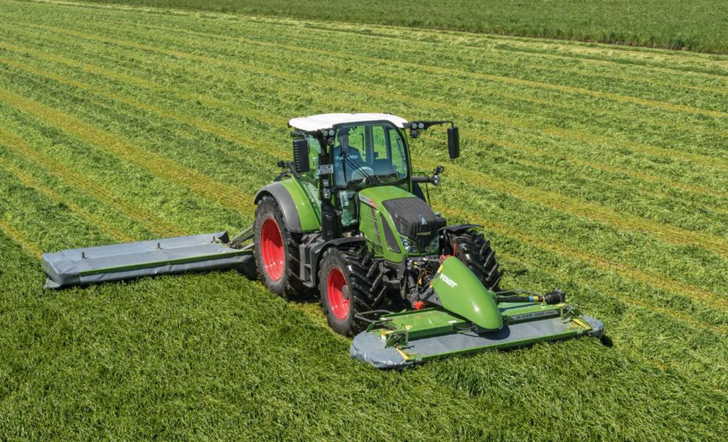 Herre på täppan Förlora inte onödig tid: FP Fendt monteras lätt med hjälp av trepunktsupphängningen i traktorns pendellänk. Pendellänken möjliggör en diagonal svängradie på +/- 6,5.