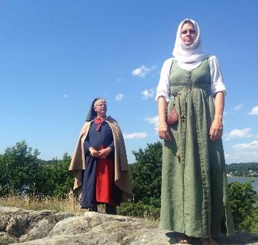 Hunehals Medeltidsdag 13 juli 2019 kl. 11-17 I år är det sjätte året som Hunehals Medeltidsdag arrangeras på Hanhalsholme.