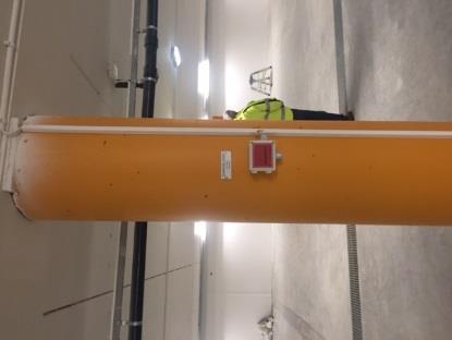 När denna lampa blinkar - lämna omedelbart garaget!