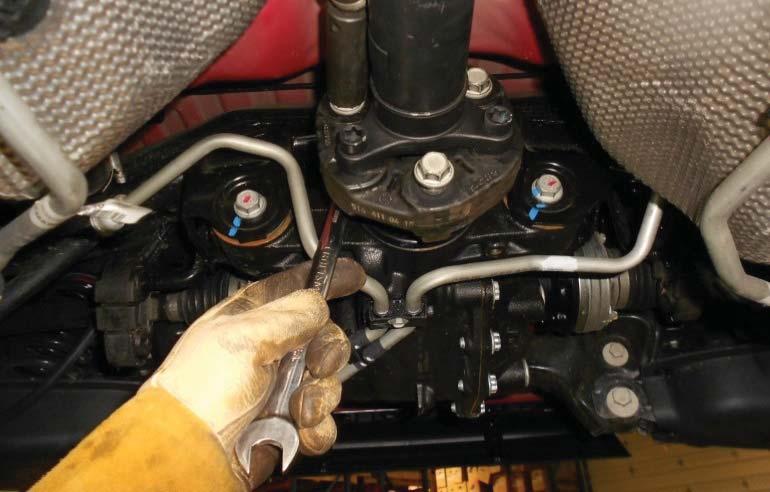 Attherearendofthedriveshaft,makealignment