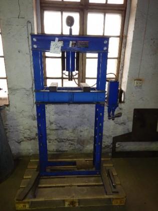 Hydraulisk press, 30 ton