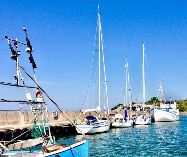 Gotland runt St Ålö: För första gången är samtliga båtar samlade - 111:an, Uschan, Grand Slam, Godingen och Cava. Vi beslutar att segla till Lickershamn på Gotland följande morgon.