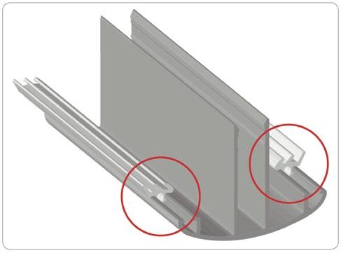 3 GUMMILISTER För in gummilisterna i alu-topprofilen. Lämna cirka 25 mm i den ena ändan av profilen. 4 FÖRBERED SKIVORNA Kanalskivans skyddsfolie lindas av cirka 50 mm hela vägen runt.