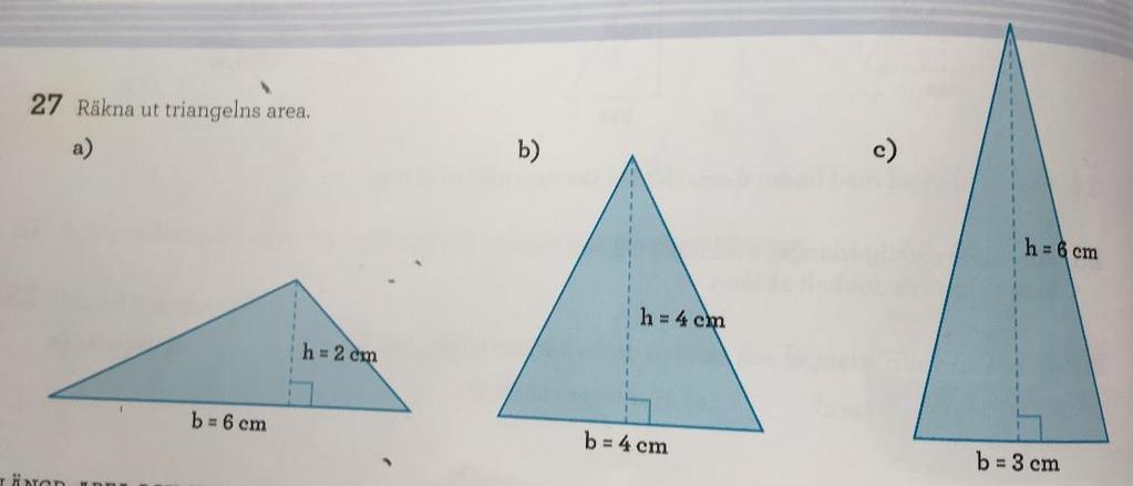för olika typer av trianglar där bas och höjd är markerade med siffror (figur 8). Möjligheten ges att se triangelns area samt hur area beräknas. Figur 8: Robardey, Bjöklund, Dalsmyr (2017).