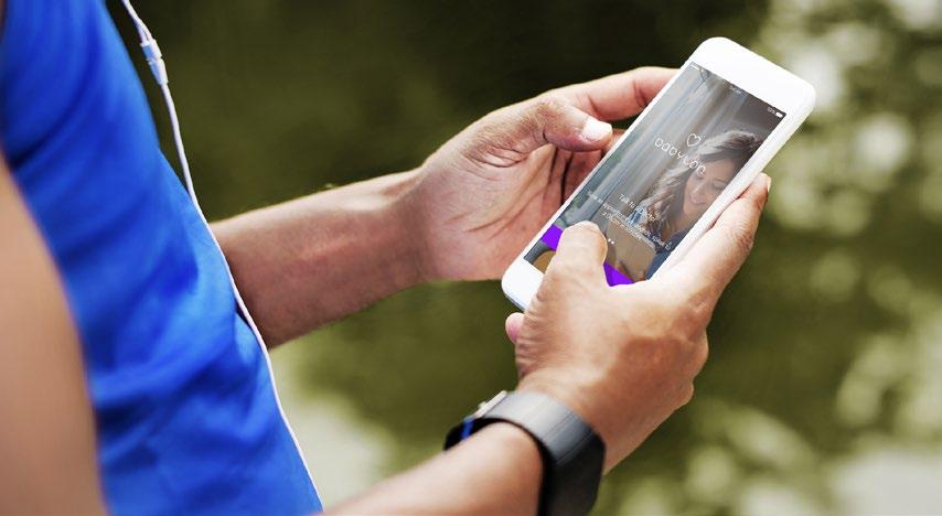 Ändå har de flesta av oss, oavsett var vi bor, en mobiltelefon i fickan.