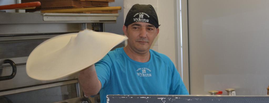 Vi välkomnar nya lokalhyresgäster till Alvesta Grillning på balkong och altan Pizzeria Viking Nu när temperaturen ökar och det är soligt ute kan det kan vara gott att grilla maten istället för att