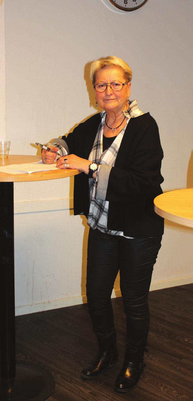 Gunvor Strömbom hade lagat en god klimpsupp och den serverades tillsammans med ett gott bröd.