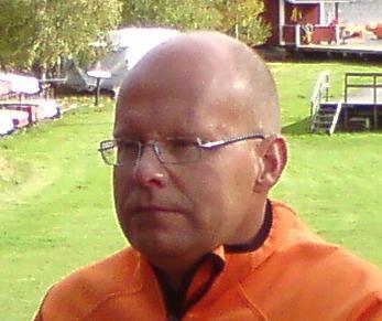 Patrik seglar sin Alora med fast hand och kommer nog hantera skattkistan på samma sätt.