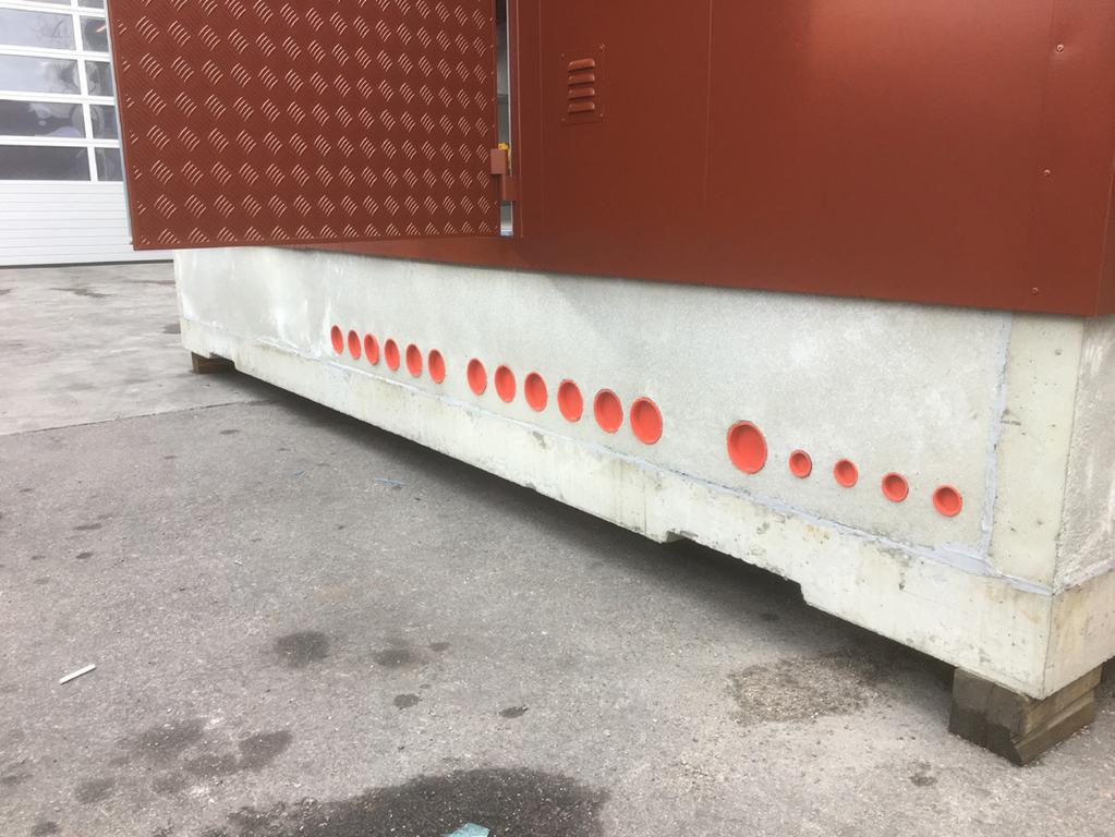 8 5. ALLMÄN INFORMATION OM NÄTSTATIONEN 5.1 TESTNING OCH STANDARDER Nätstationen är tillverkad och testad enligt IEC 62271-202.