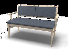 inimiantal 15 st) otalhöjd: Volym 1 soffa: Vikt 1 soffa: 133 cm 60,5 cm 45 cm 46 cm 87 cm 0,75 m3 32 kg K ygåtgång: 0,85 lpm Läderåtgång: 2,5 m² Avtagbar klädsel på sits.