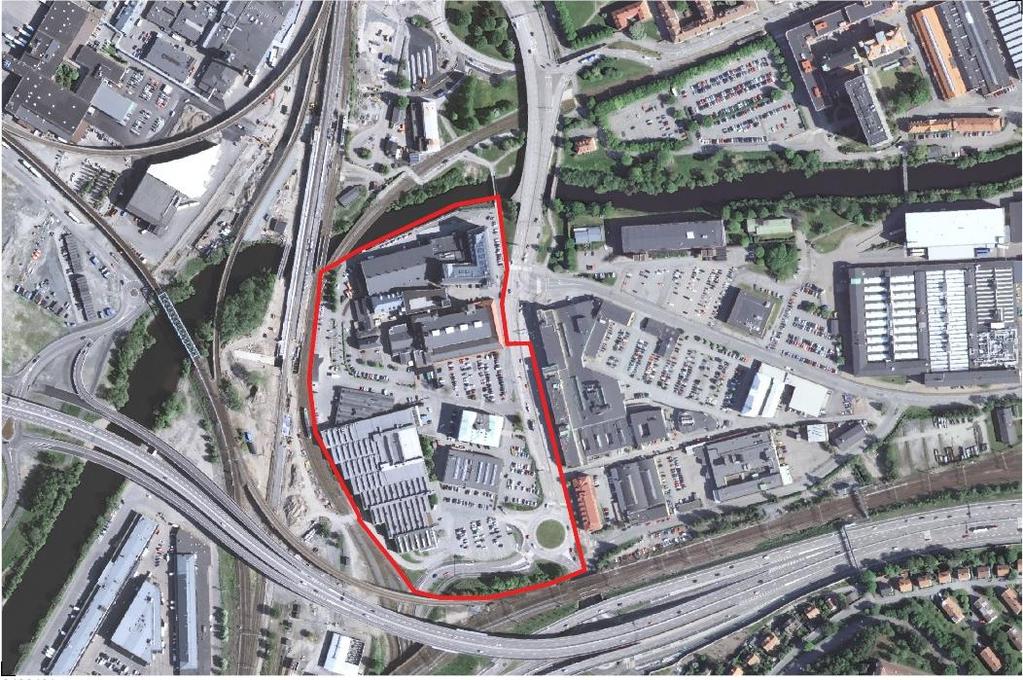 området ligger Säveån och Gamlestads torg med bla spårvagnstrafik. I öster gränsar planområdet mot Gamlestadsvägen och befintlig bebyggelse öster därom. Figur 1.