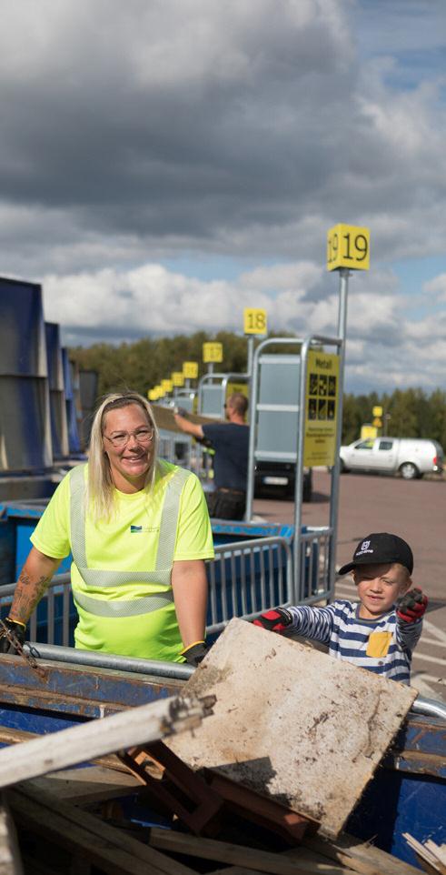 Fiskeboa informerar! Ni som önskar beställa inför midsommar måste göra det senast 16/6. Hjärtligt välkomna! Tel: 070 439 28 84 SKYLIFT UTHYRES jobba snabbt och säkert!