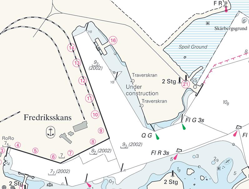 Nr 100 6 2. Området utanför kajen har fördjupats och kontrollmätning pågår. Redovisningen av mätningen samt fastställande av ny utmärkning kommer att meddelas senare.