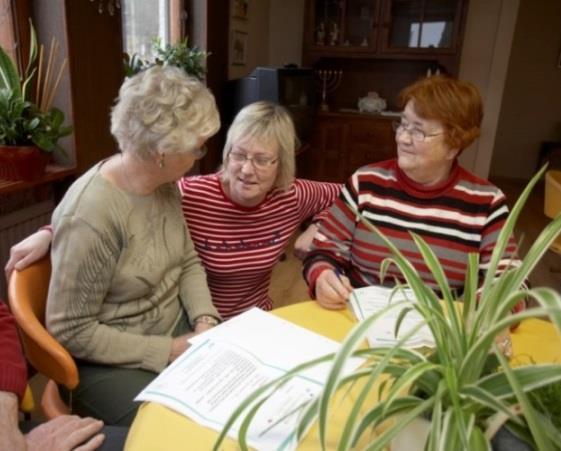 Ackumulerande utsatthet Kvinnor, med sämre hälsa, äldre omsorgsgivare, nära pension De som gav mer omfattande omsorg, De som gav till personer med