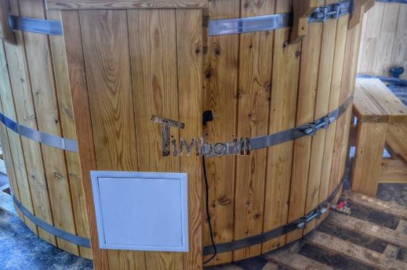 If the Hot Tub is emptied and there is a risk for freezing, it is very important that there
