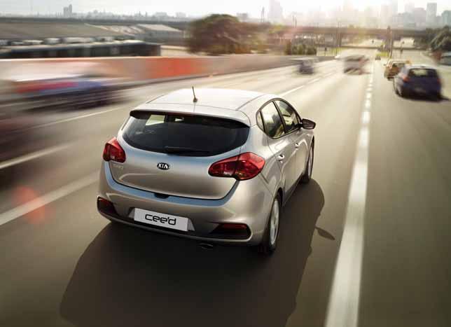 > Design Imponerande inifrån och ut Nya Kia cee d är utformad för att tilltala dig på alla tänkbara sätt Med modern attityd och funktionell design är nya Kia cee'd utvecklad för att klara