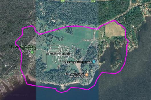 1. Bakgrund och uppdragets syfte Naturvisaren (Olle Kvarnbäck) fick av Karlstad kommun i uppdrag att göra en fågelinventering av natur- och friluftsområdet Skutberget.