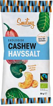 nötter Gott, naturligt och energirikt! Vi erbjuder ekologiska cashewnötter från våra vänner på Smiling. En näve nötter ger en perfekt energiboost för att orka prestera lite extra.