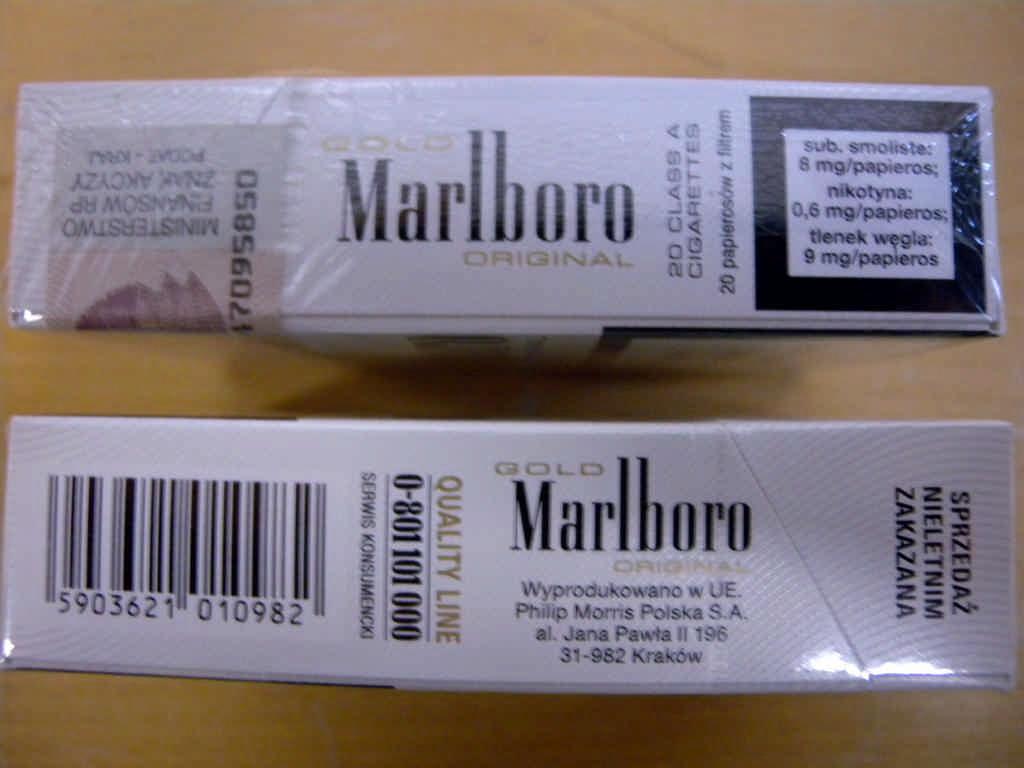 Bilder Tobak, 2012-04-16 07:55 diarienr: 1200-K178885-10 POLISEN Bildkollage 25 34 Bild 29 På sidan av paketen