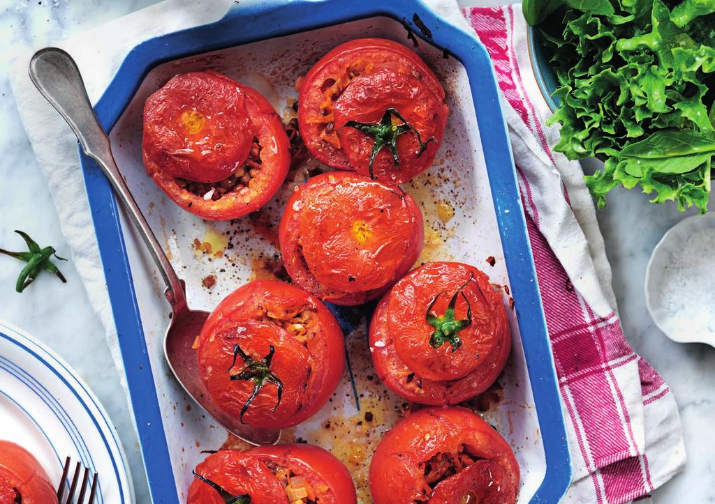 RECEPT 3 40 MIN 331 kcal/port. Energi från: Fett 23% Kolhydrater 60% Protein 17% Fyllda tomater med rostat vitkålsmos Ugnsbakade tomater fyllda med linser och morötter.