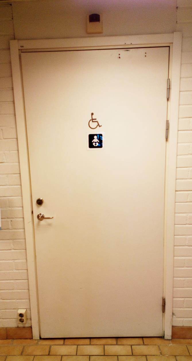 Toaletter Biblioteket har två toaletter.