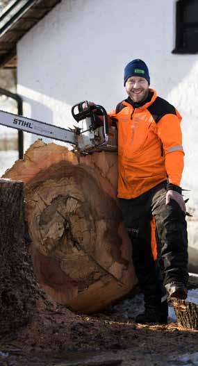 LEKEBERGS GRÄV OCH TRÄDFÄLLNING Niklas Karlsson har lång erfarenhet inom både skog och gräv. Med Lekebergs Gräv och Trädfällning kan du vara säker på att få ett gediget kunnande.
