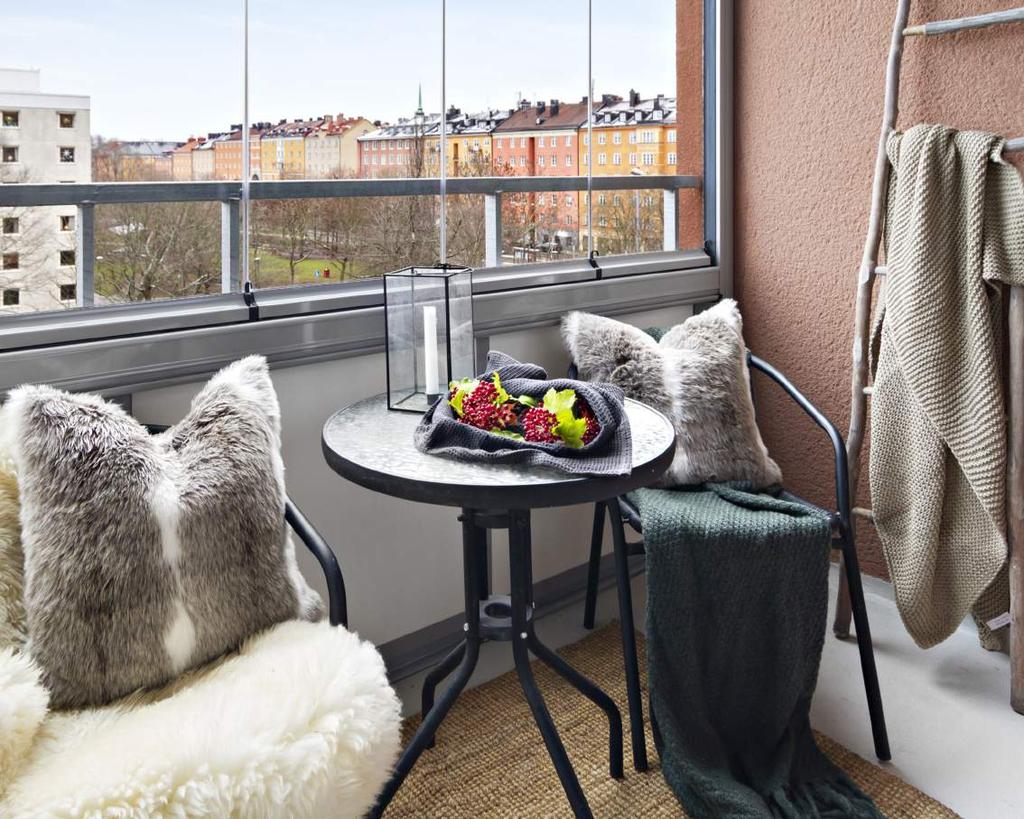 OBELÅNAD BRF MED GARAGE SÖDERMALM TIDELIUSGATAN 19, 2 TR 4 ROK 96 KVM 2.706:-/MÅN 7.200.000:- Obelånad BRF med garage och 16 st.