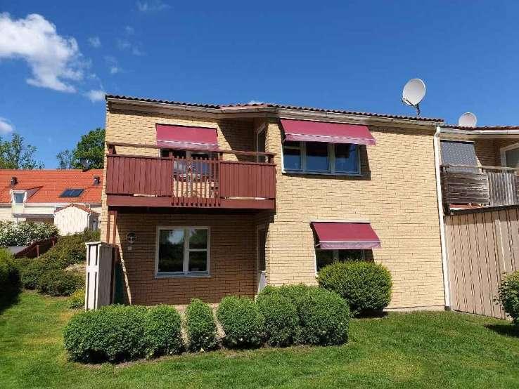 Besiktningsteknikerns reflektion Noteringar som besiktningsteknikern särskilt vill påtala Bostadsbyggnad Ett hus kräver kontinuerligt underhåll då alla byggnadsdelar utsätts för dagligt slitage.