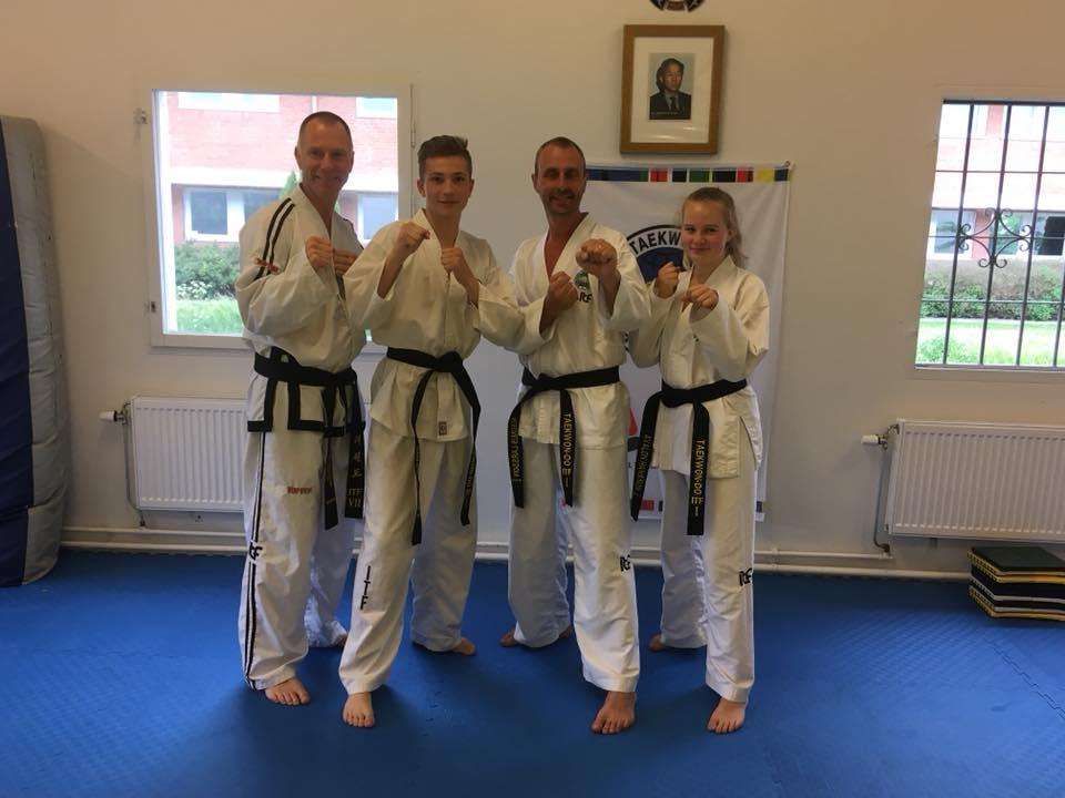 5 Graderingar Under 2018 har Kärra Taekwon-Do Klubb deltagit vid två graderingsveckor och två uppsamlingsgraderingar som sammanlagt har