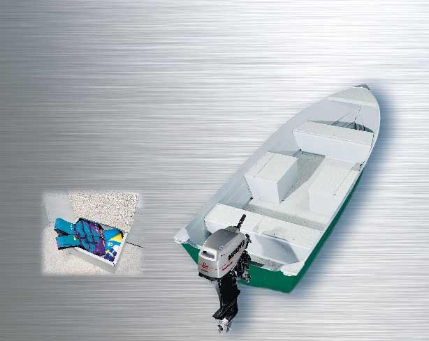 Quicksilver 450 DLX 450DLX kombinerar den djupa V-bottnens goda gångegenskaper i sjö, med en plan durk som är lätt att gå på.