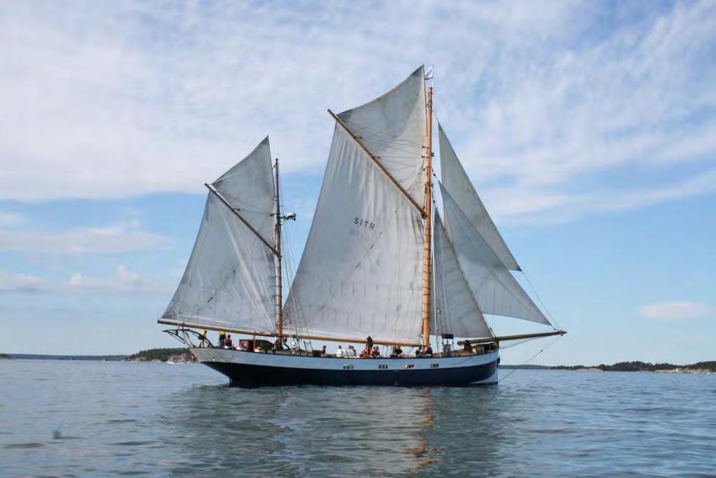 Belle Amie En vacker hundraåring - Byggd i