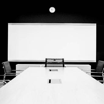 1 spår 743 030 00 5 050 Vip whiteboard e3 väggfast 2505x1300. 1 spår 743 040 00 6 015 Vip whiteboard e3 väggfast 3005x1300.