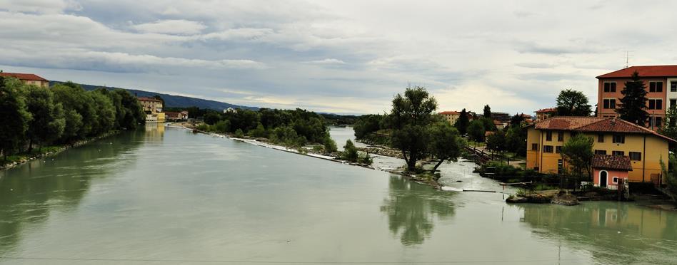 Via Francigena, Ivrea - Pavia, 7 nätter 1(6) Vandra i Italien Ivrea Via Francigena, 7 nätter Ivrea - Pavia, 6 vandringsdagar Detta vandringspaket tar dig längs Via Francigena mellan Ivrea och Pavia.