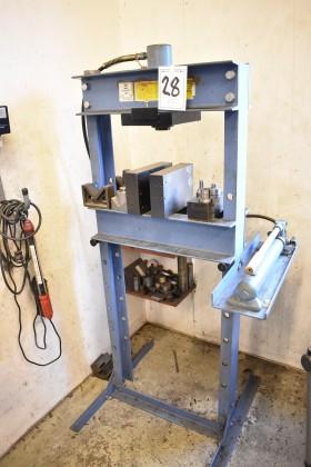 Verkstadspress Omega 25