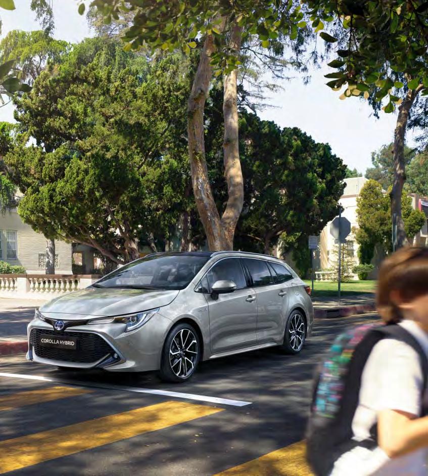 SÄKERHET TOYOTA SAFETY SENSE INTELLIGENT ASSISTANS 5 1 6 1. Automatic High Beam En kamera upptäcker ljus från mötande fordon och andra bilar framför dig och kan även läsa av ljuset från gatlyktor.