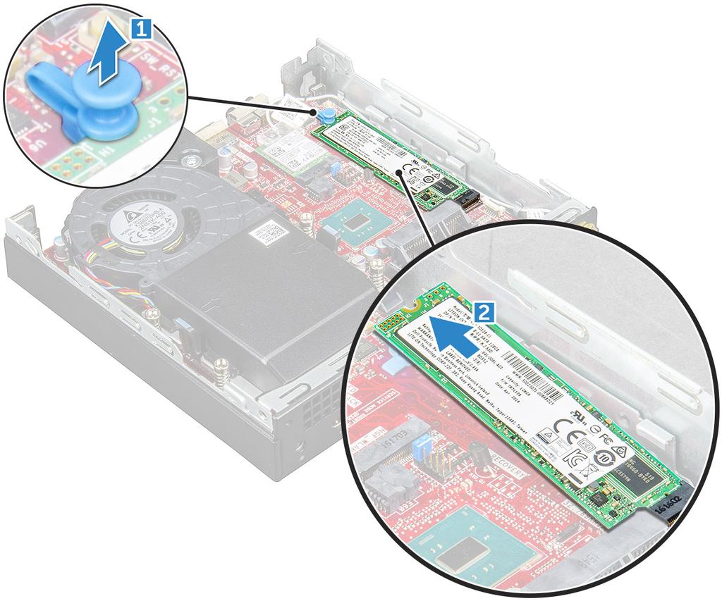 Installera M.2 PCIe SSD-kortet 1 Sätt i M.2 PCIe SSD-kortet i kontakten. 2 Tryck på den blå fliken så att M.2 PCIe SSD-kortet hålls fast.