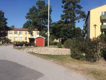 omkringliggande bostadsområdet. En tidig genomgång av förslaget har gjorts med antikvarie från Tyrèns. Stor vikt bör läggas vid sammanlänkningen av de nya respektive befintliga delarna i skolan.