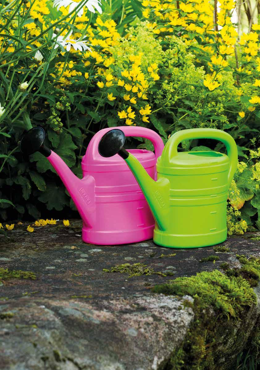 12 Bevattning Watering Bevattning Watering 13 Vattenkannor Watering cans Träskaft Wooden handle Vattenkanna 6020-1 2 Vit liter White 10 st /pcs Watering 6020-2 can Gul 2 liters Yellow 10 st /pcs