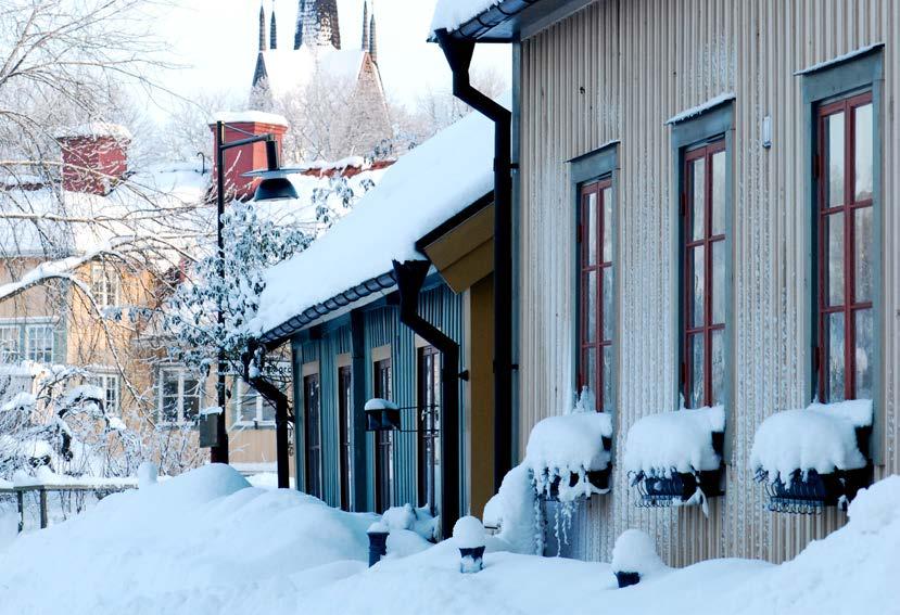 www.maklarsamfundet.se Om Mäklarinsikt Mäklarinsikt är Sveriges största rikstäckande undersökning bland fastighetsmäklare.