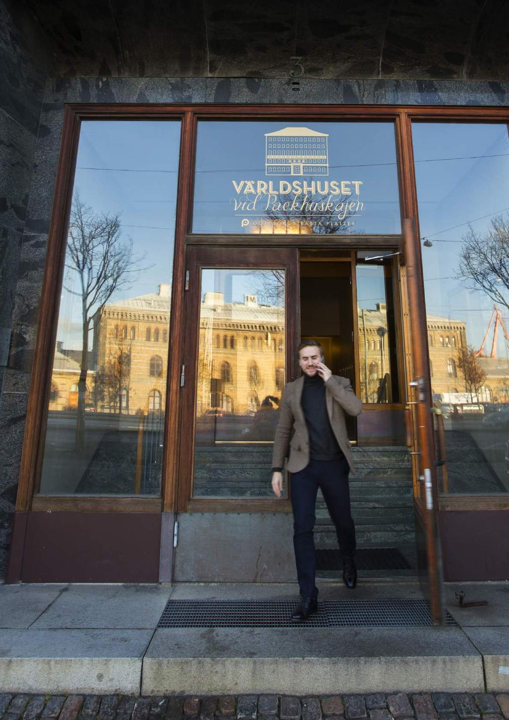 Världshuset vid Packhusplatsen ligger i hjärtat av