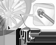 Bilvård 207 4. Skruva av det defekta däckets ventilhatt. 5. Skruva fast däckpåfyllningsslangen på däckets ventil. 6. Skruva fast luftslangen på anslutningen på kompressorn. 7. Slå på tändningen.