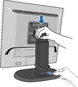 Sockeln Sockeln Forsiden Tillbehörssats Ansluta till PC:n Komma igång Optimera prestanda Lås upp sockeln Ta bort sockeln Lås upp sockeln 1) Ställ monitorn i normalt läge på ett stabilt underlag.