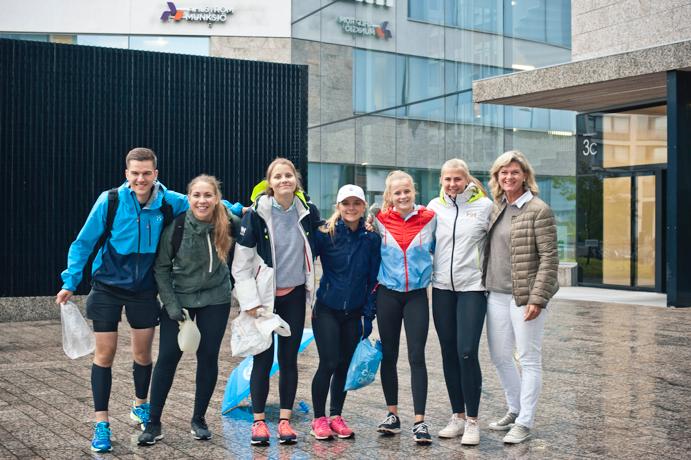 Eva Ungdom Eva Ungdom är en del av Eva Ahlströms stiftelse men jobbar självständigt enligt stiftelsens stadgar och värderingar.