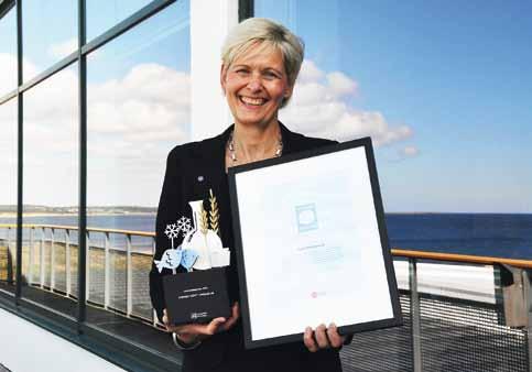 Ulrika är utbildad sommelier och var under Almedalsveckan ledare för unga ekokockar som lagade mingelmat.